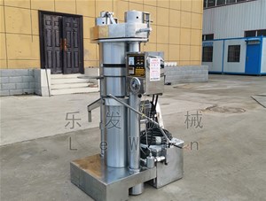 在使用花生榨油機過程中，堵塞了應(yīng)該怎么處理